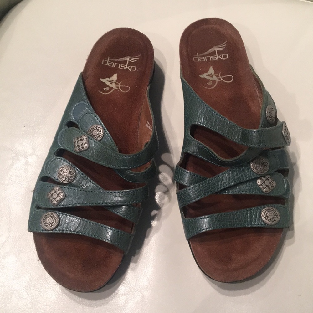 💚 Dansko Women's Green Sandals 💚